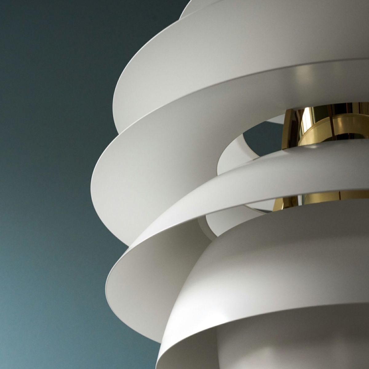 Louis Poulsen ルイスポールセン PH Snowball PH スノーボール ペンダントライト Φ400mm カラー：ダスティー・グリーン シルバー・クローム デザイン：ポール・ヘニングセン