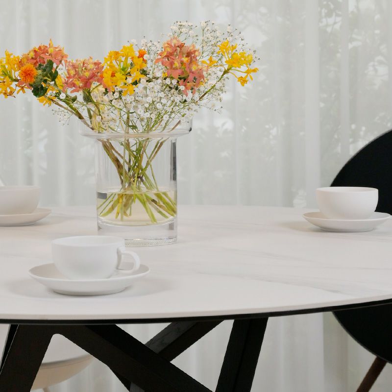 ligne roset リーン・ロゼ ROSETEnnea ロゼエンネア ダイニングテーブル サイズ：Φ120cm カラー：マーブルセラミック ホワイト ベース：2色 デザイン：ヴァンサン・トルジュマン