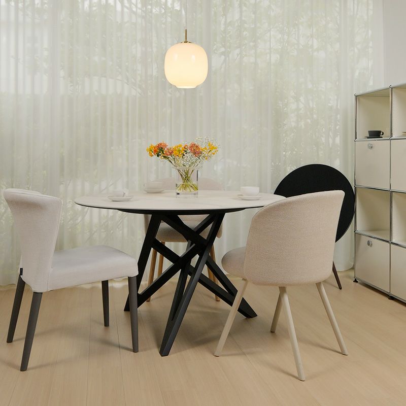 ligne roset リーン・ロゼ ROSETEnnea ロゼエンネア ダイニングテーブル サイズ：Φ120cm カラー：マーブルセラミック ホワイト ベース：2色 デザイン：ヴァンサン・トルジュマン