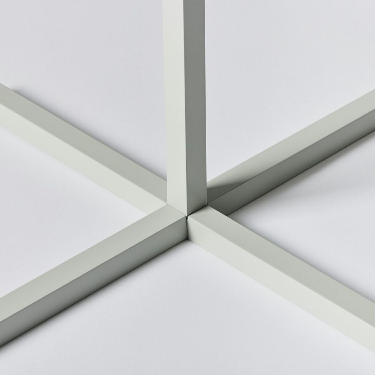 DUENDE デュエンデ SOLID STEEL TABLE ソリッド スチール テーブル DU0326 カラー：3色 デザイン：PERMANENT31