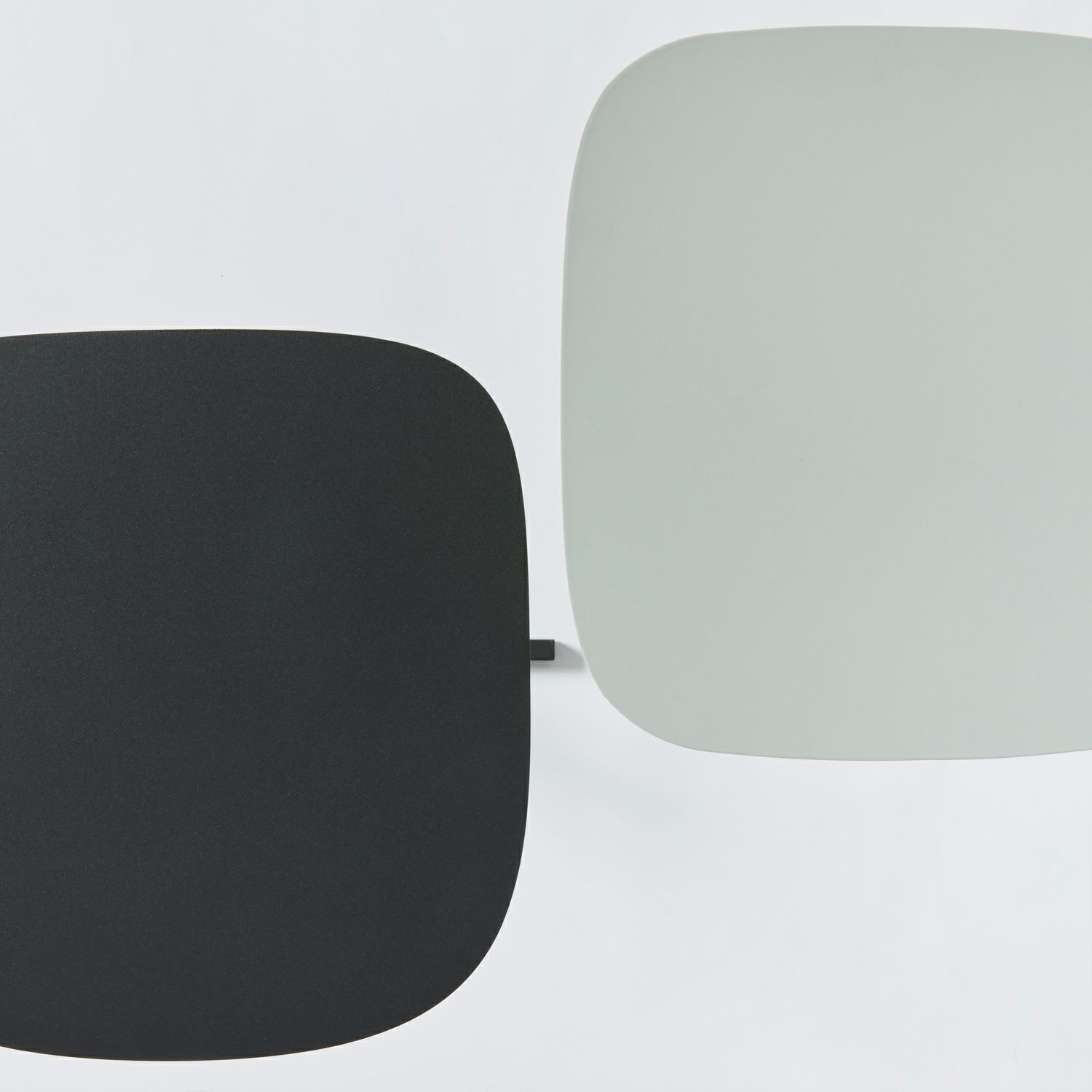 DUENDE デュエンデ SOLID STEEL TABLE ソリッド スチール テーブル DU0326 カラー：3色 デザイン：PERMANENT31