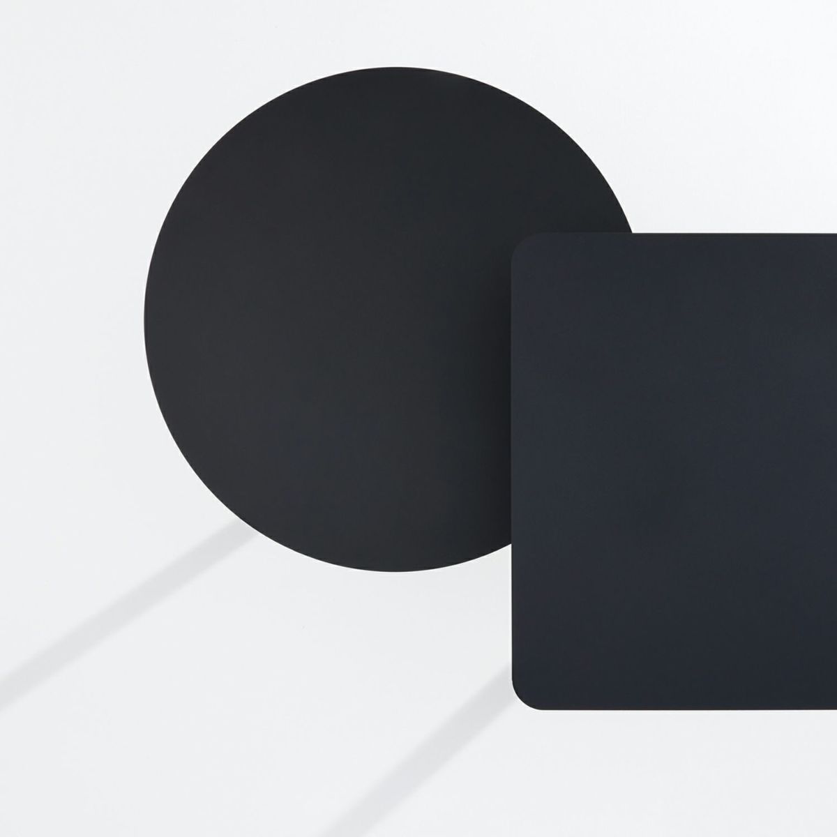 DUENDE デュエンデ SOLID STEEL HIGH DINER TABLE ROUND ソリッドスチールハイダイナーテーブル ラウンド DU0332 カラー：ダークグレー デザイン：PERMANENT31