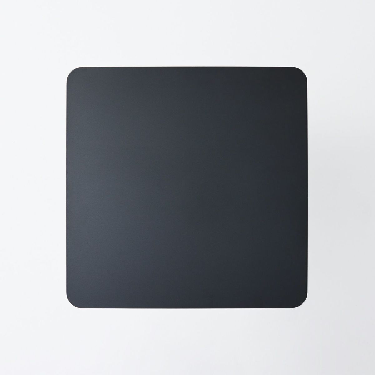 DUENDE デュエンデ SOLID STEEL HIGH DINER TABLE SQUARE ソリッドスチールハイダイナーテーブル スクエア DU0333 カラー：ダークグレー デザイン：PERMANENT31