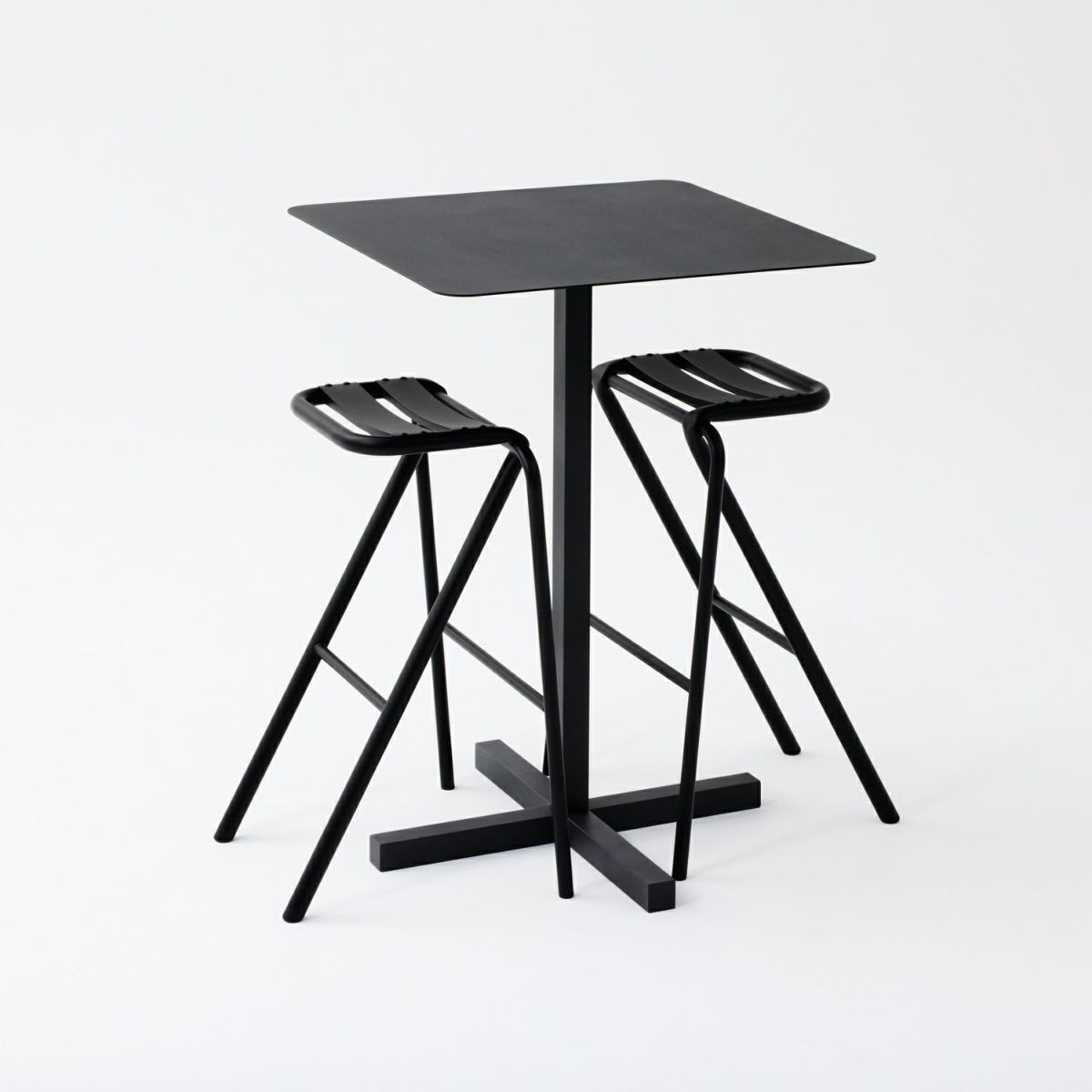 DUENDE デュエンデ SOLID STEEL HIGH DINER TABLE SQUARE ソリッドスチールハイダイナーテーブル スクエア DU0333 カラー：ダークグレー デザイン：PERMANENT31
