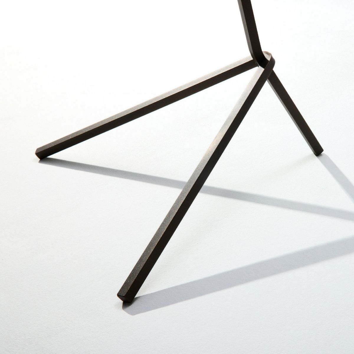 DUENDE デュエンデ UNO HANGER ウノ ハンガー DU0323 カラー：2色 デザイン：芦沢 啓治