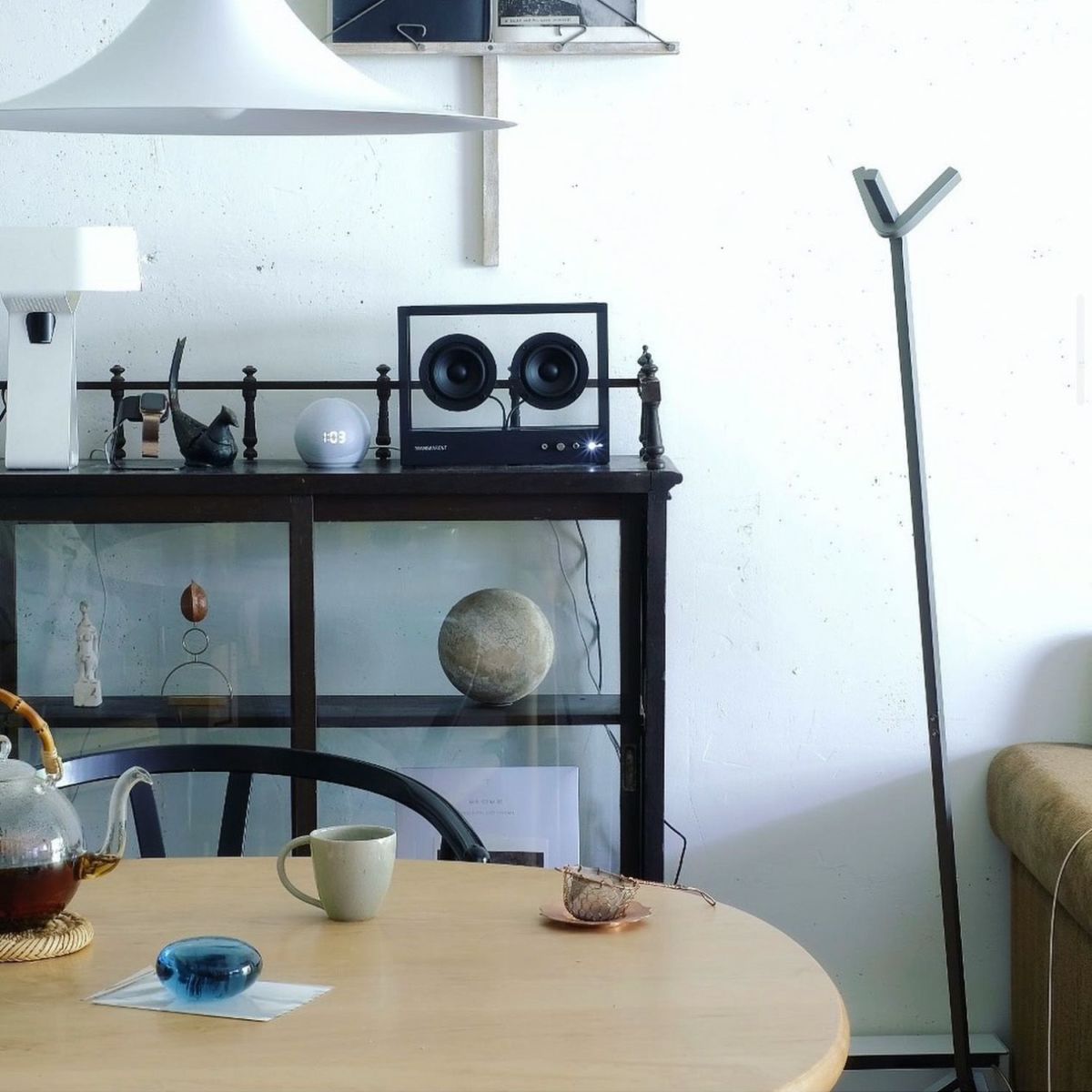 DUENDE デュエンデ UNO HANGER ウノ ハンガー DU0323 カラー：2色 デザイン：芦沢 啓治