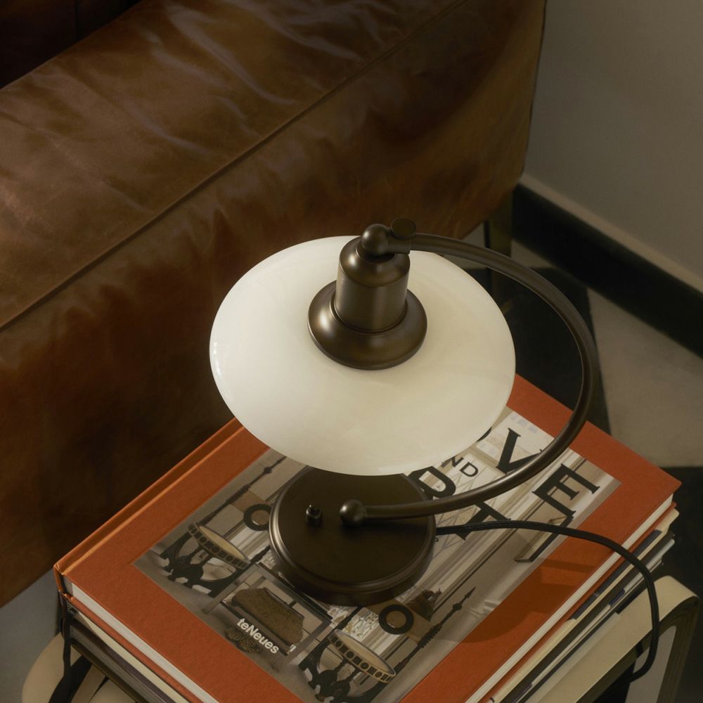 Louis Poulsen ルイスポールセン PH 2/2 Luna Aged Brass Opal Table Lamp ルナ エイジド・ブラス オパール テーブルランプ Φ200mm カラー：エイジドブラス （真鍮 エイジング加工・ブラス） デザイン：ポール・ヘニングセン