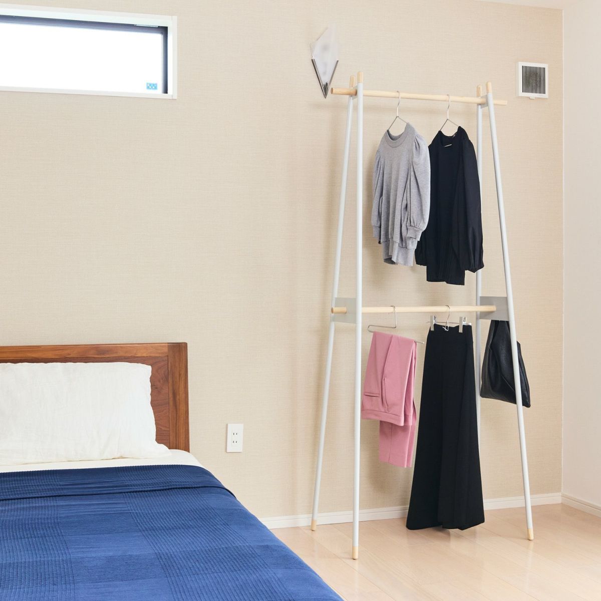 DUENDE デュエンデ DUE デュエ DU0290 DU0291 カラー：スイスグレー デザイン：芦沢 啓治