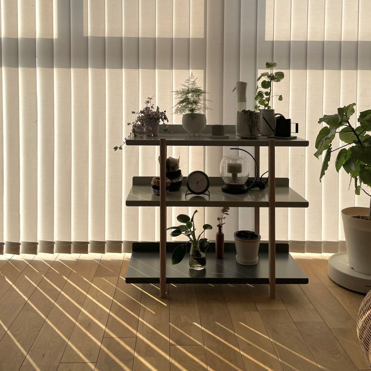 DUENDE デュエンデ MARGE SHELF 3 マージ シェルフ DU0324 カラー：1パターン デザイン：芦沢 啓治