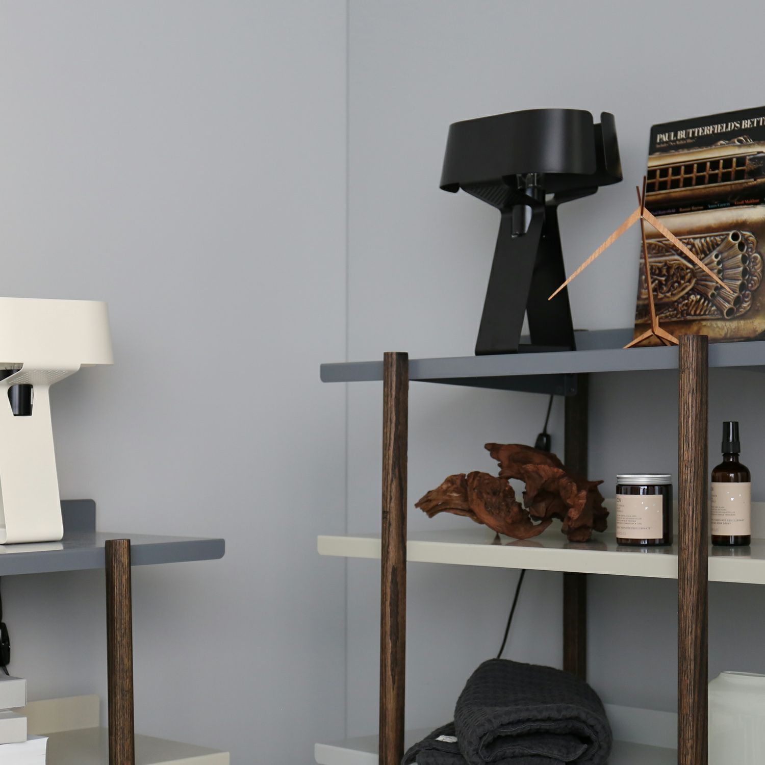 DUENDE デュエンデ MARGE SHELF 3 OIL FINISH マージ シェルフ オイルステインフィニッシュ DU0328 カラー：1パターン デザイン：芦沢 啓治