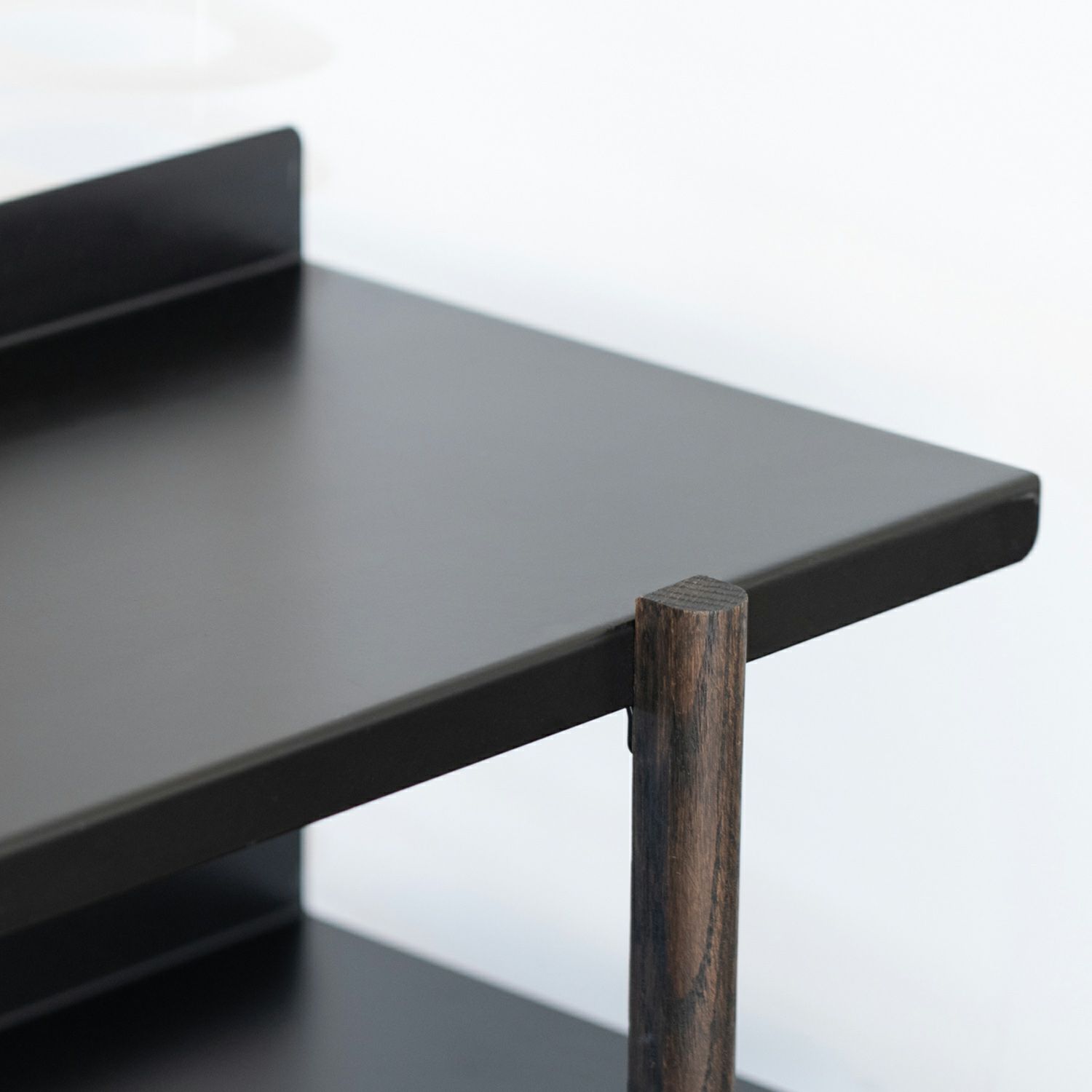 DUENDE デュエンデ MARGE SHELF 3 BK OIL STAIN FINISH マージ シェルフ ブラック オイルステインフィニッシュ DU0328BK カラー：ブラック デザイン：芦沢 啓治
