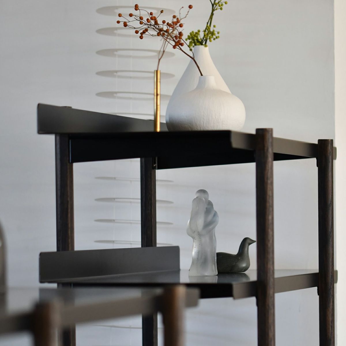 DUENDE デュエンデ MARGE SHELF 3 BK OIL STAIN FINISH マージ シェルフ ブラック オイルステインフィニッシュ DU0328BK カラー：ブラック デザイン：芦沢 啓治