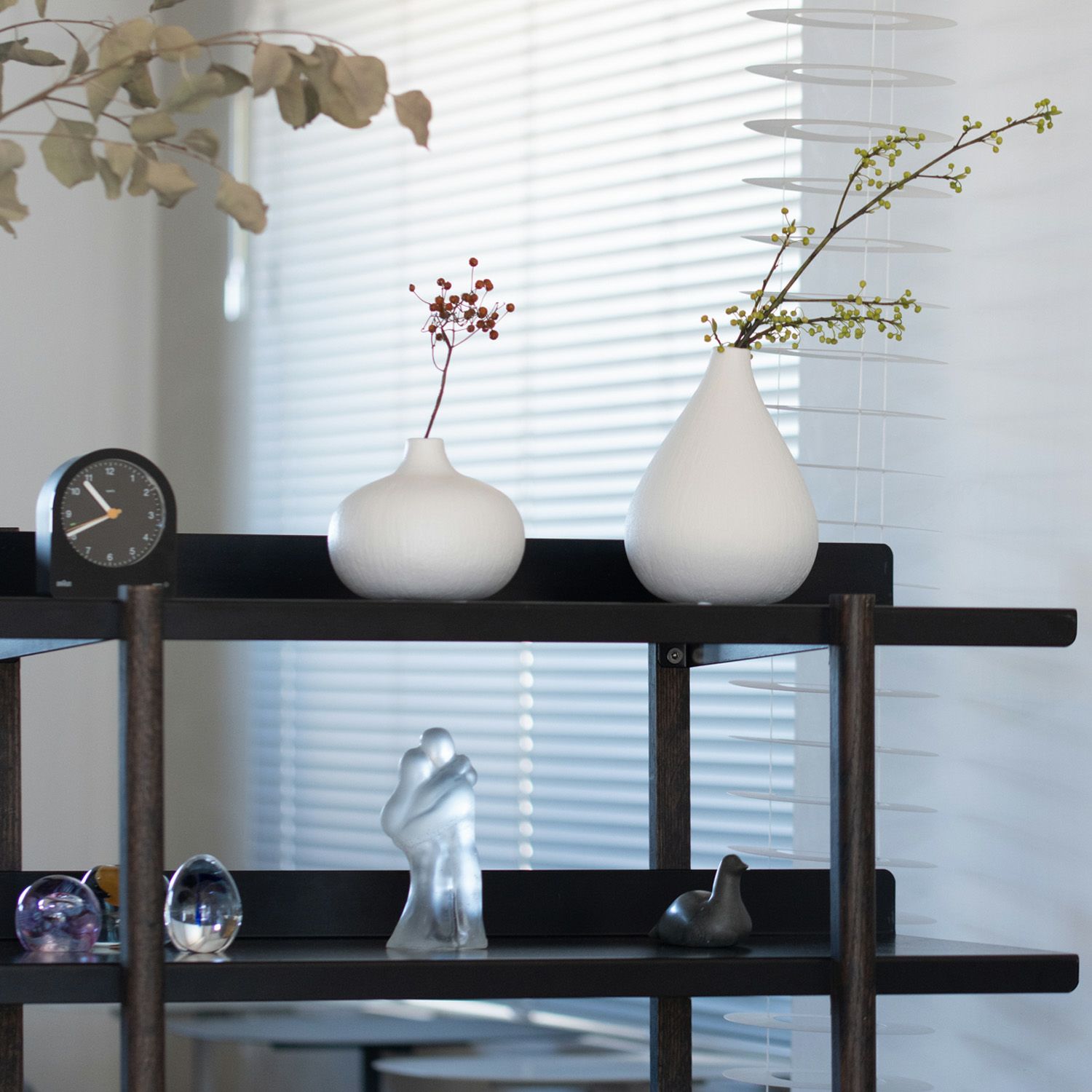 DUENDE デュエンデ MARGE SHELF 3 BK OIL STAIN FINISH マージ シェルフ ブラック オイルステインフィニッシュ DU0328BK カラー：ブラック デザイン：芦沢 啓治