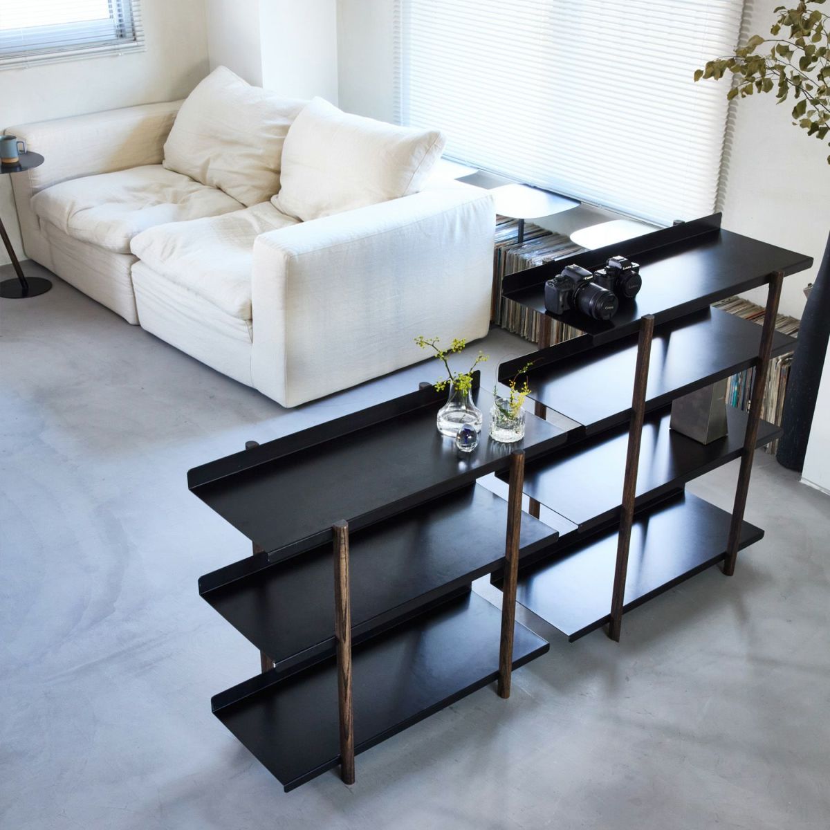 DUENDE デュエンデ MARGE SHELF 4 BK OIL STAIN FINISH マージ シェルフ ブラック オイルステインフィニッシュ DU0329BK カラー：ブラック デザイン：芦沢 啓治