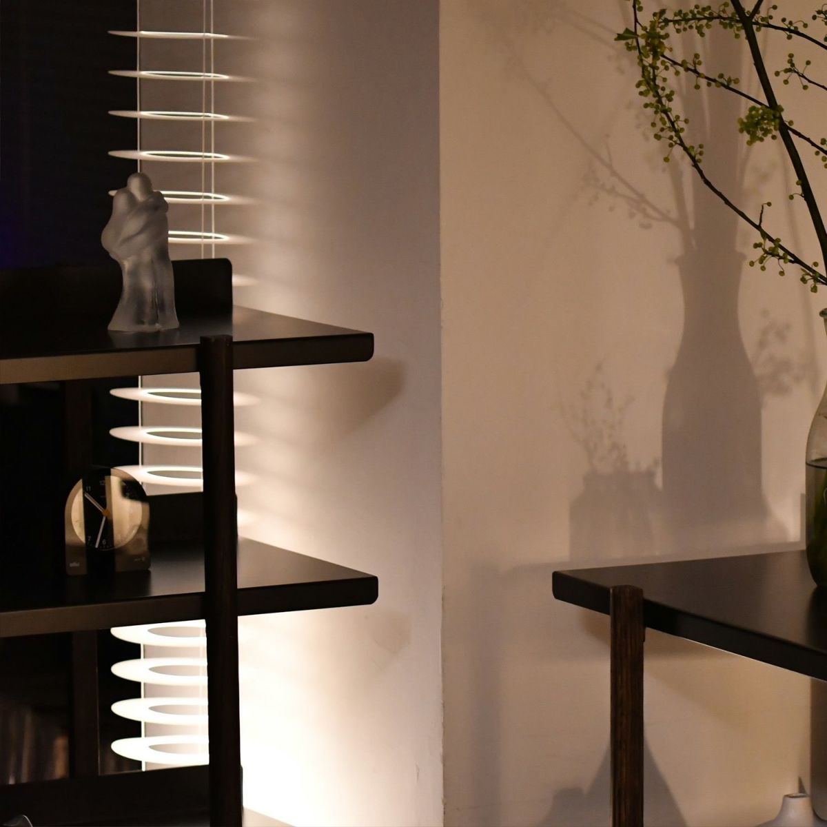 DUENDE デュエンデ MARGE SHELF 4 BK OIL STAIN FINISH マージ シェルフ ブラック オイルステインフィニッシュ DU0329BK カラー：ブラック デザイン：芦沢 啓治