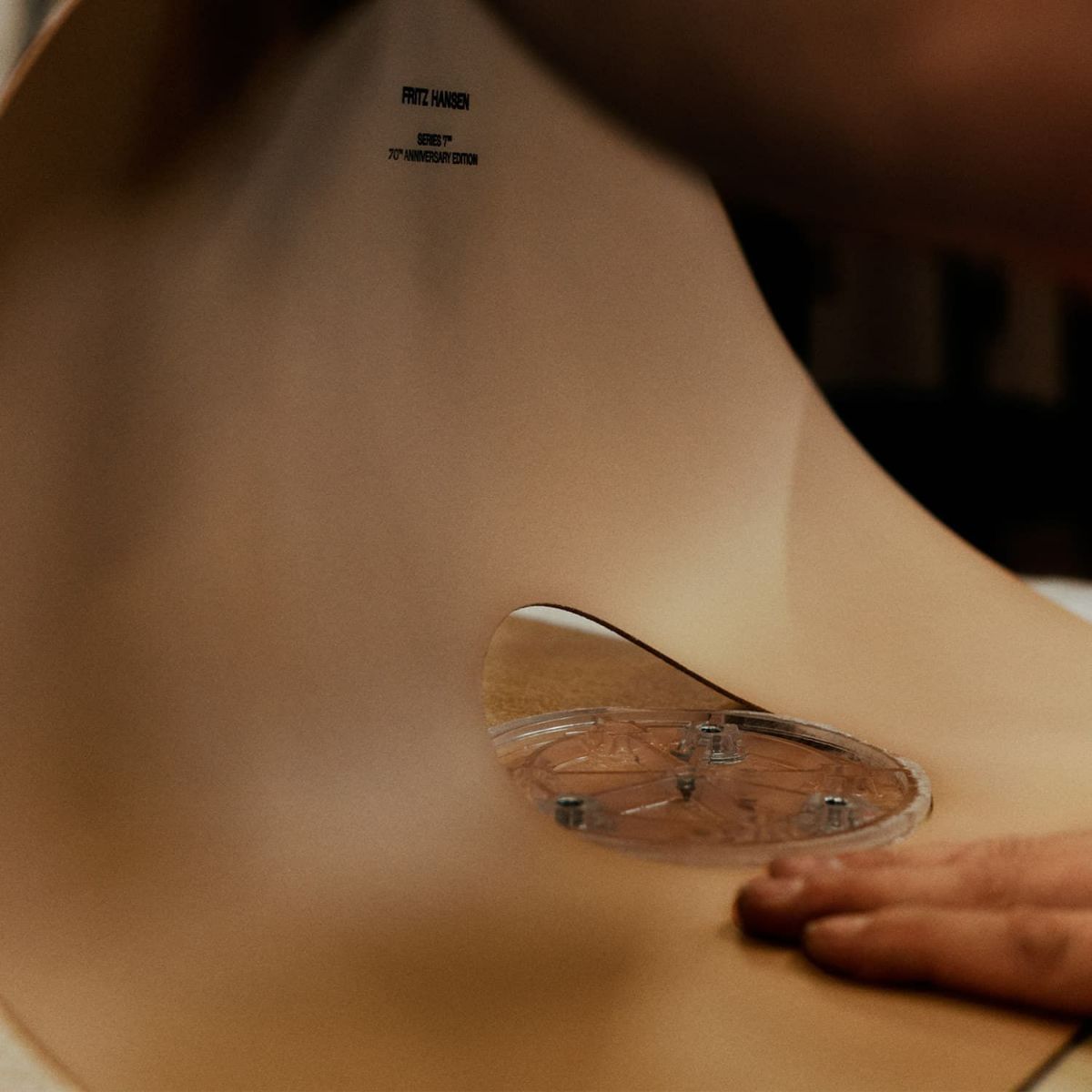 FRITZ HANSEN フリッツ・ハンセン SERIES 7 TAILORED セブンチェア テーラード 3107 チェア フルパディング ハーネスレザー