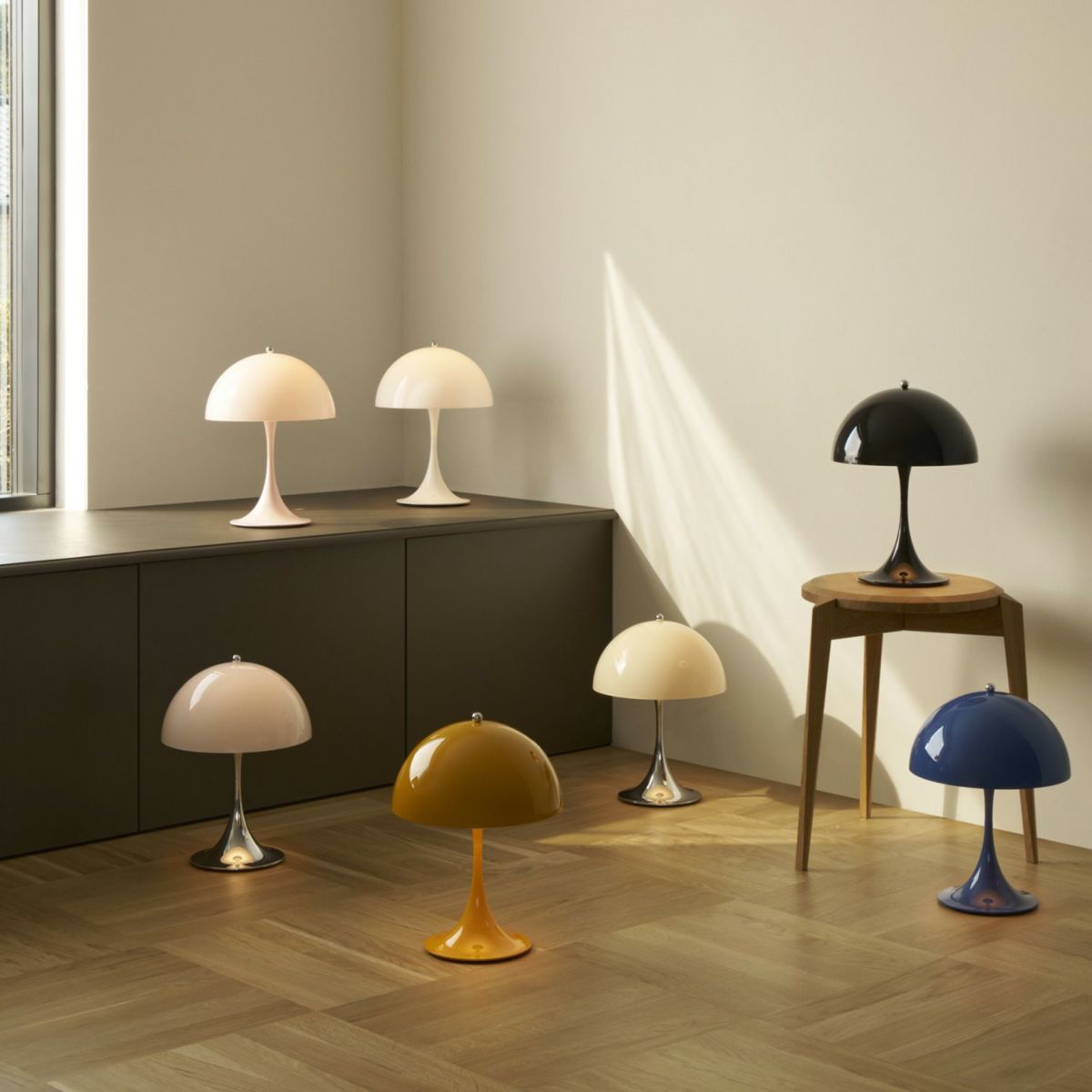 Louis Poulsen ルイスポールセン Panthella 250 Portable パンテラ 250 ポータブル テーブルランプ カラー：オパール・ベージュ デザイン：ヴェルナー・パントン