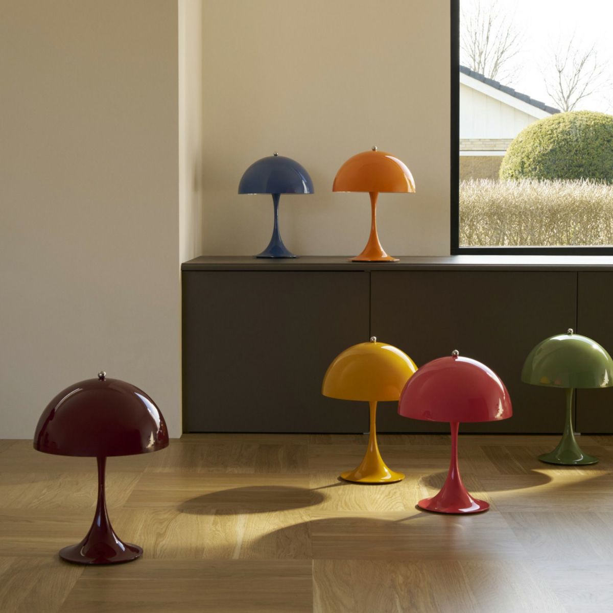 Louis Poulsen ルイスポールセン Panthella 250 Portable パンテラ 250 ポータブル テーブルランプ カラー：オパール・ペール・ローズ デザイン：ヴェルナー・パントン