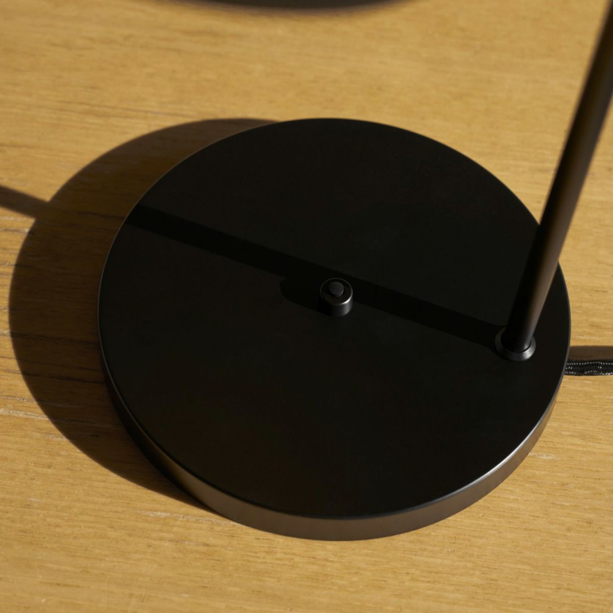 Louis Poulsen ルイスポールセン FJ Elements Table Lamp FJ エレメンツ テーブルランプ Φ175mm カラー：ホワイト デザイン：フィン・ユール