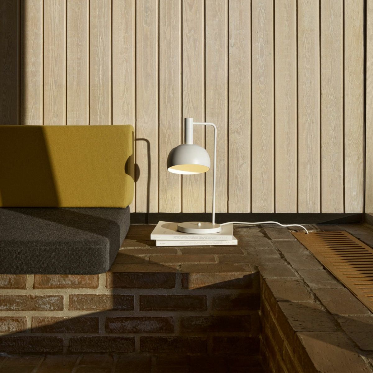 Louis Poulsen ルイスポールセン FJ Elements Table Lamp FJ エレメンツ テーブルランプ Φ175mm カラー：ホワイト デザイン：フィン・ユール