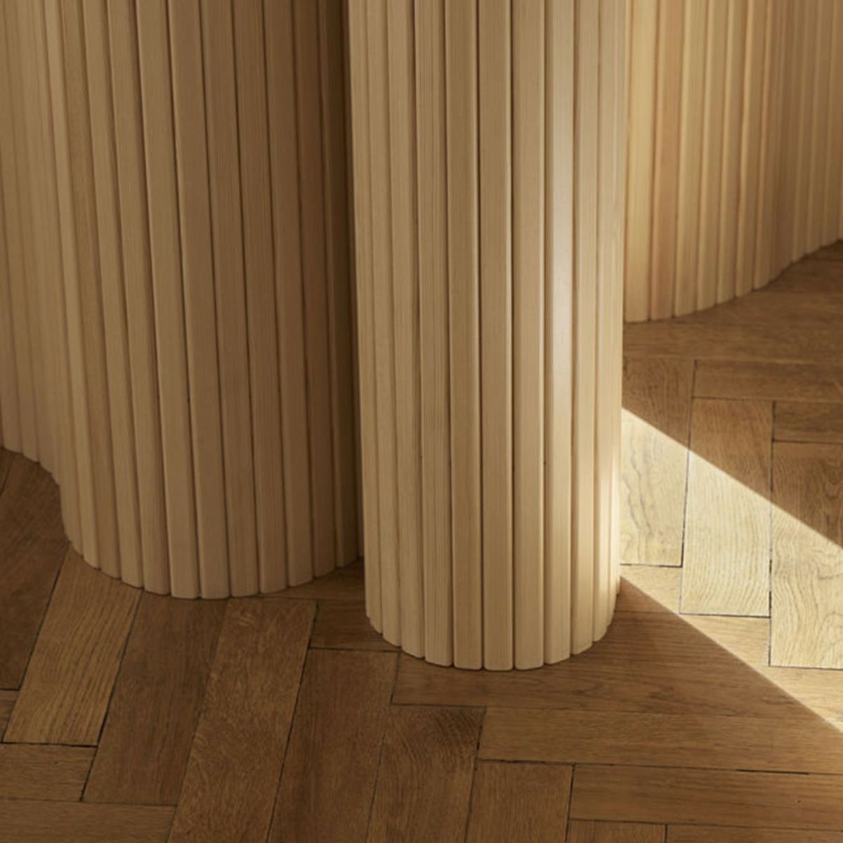 Artek アルテック 100 SCREEN スクリーン パーティション Size A W200cm × H180cm クリアラッカー仕上げ デザイン：アルヴァ・アアルト