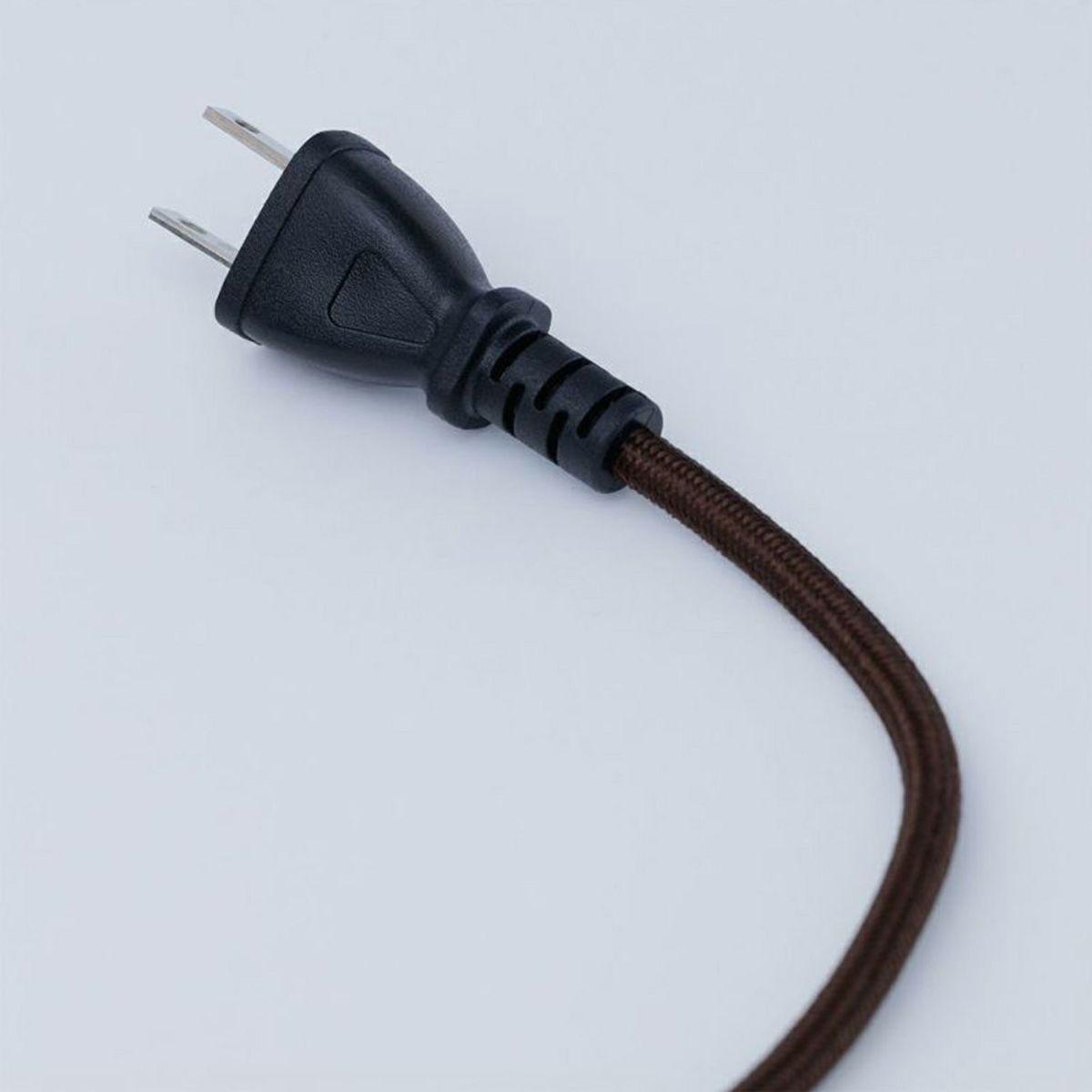 Louis Poulsen ルイスポールセン PH 3/2 Dusty Terracotta Table Lamp PH 3/2 ダスティー・テラコッタ テーブルランプ スタンドライト Φ285mm カラー：ダスティ・テラコッタ 真鍮エイジング加工 デザイン：ポール・ヘニングセン