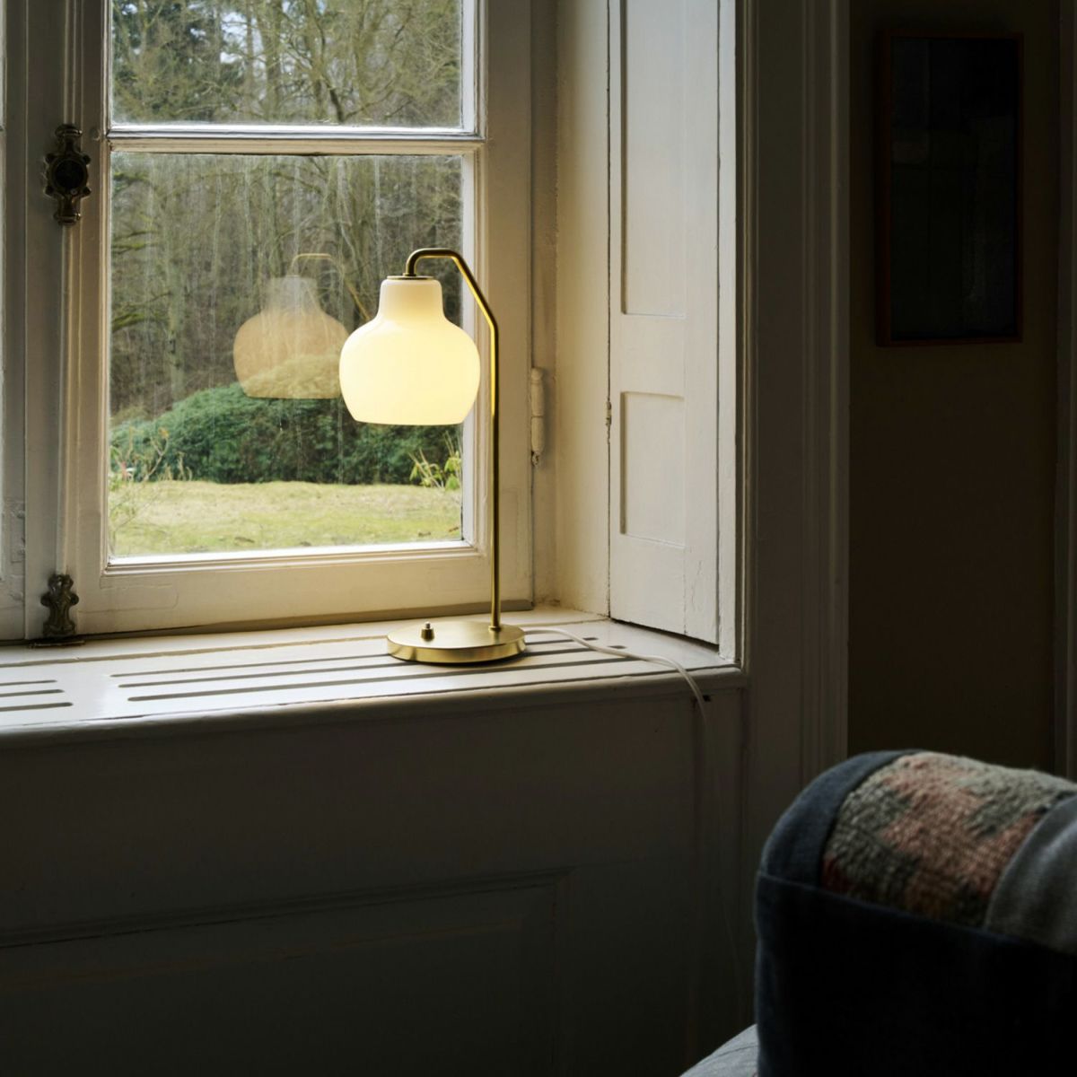 Louis Poulsen ルイスポールセン VL Ring Crown Table Lamp リングクラウン テーブルランプ Φ150 乳白ガラス デザイン：ヴィルヘルム・ラウリッツェン