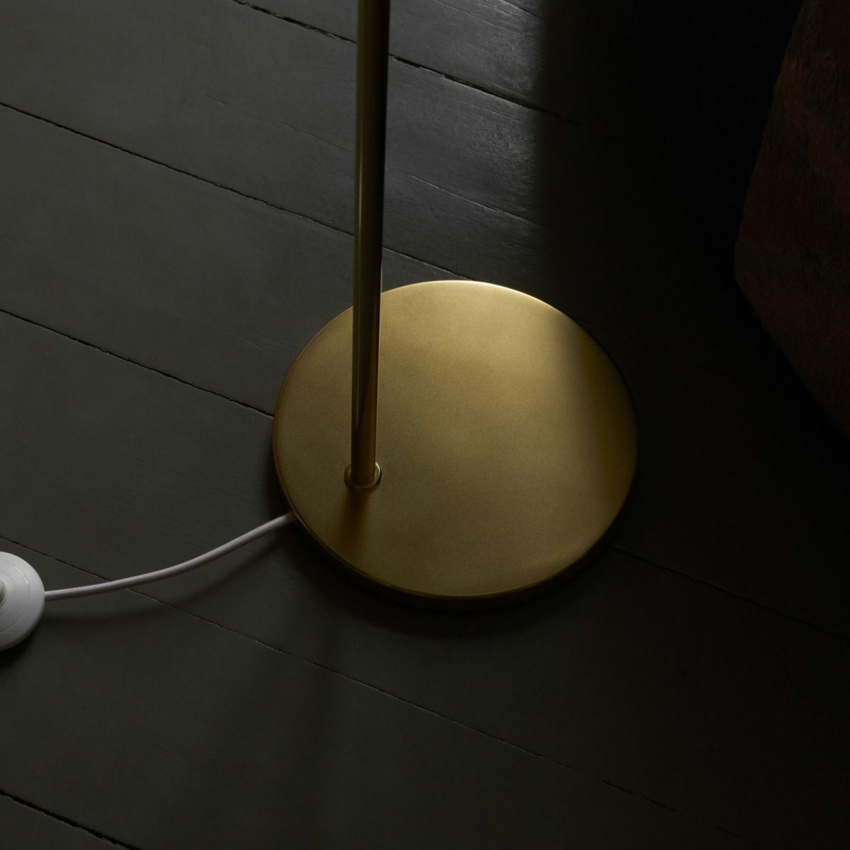 Louis Poulsen ルイスポールセン VL Ring Crown Floor Lamp リングクラウン フロアランプ Φ190 乳白ガラス デザイン：ヴィルヘルム・ラウリッツェン