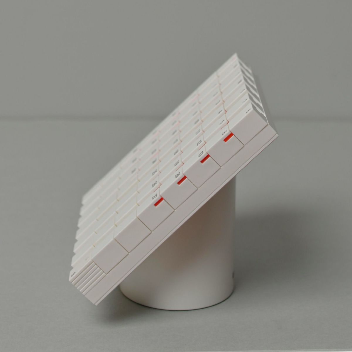 Date Block デートブロック 卓上万年カレンダー デスクトップ デザイン：2タイプ カラー：2色 日本製