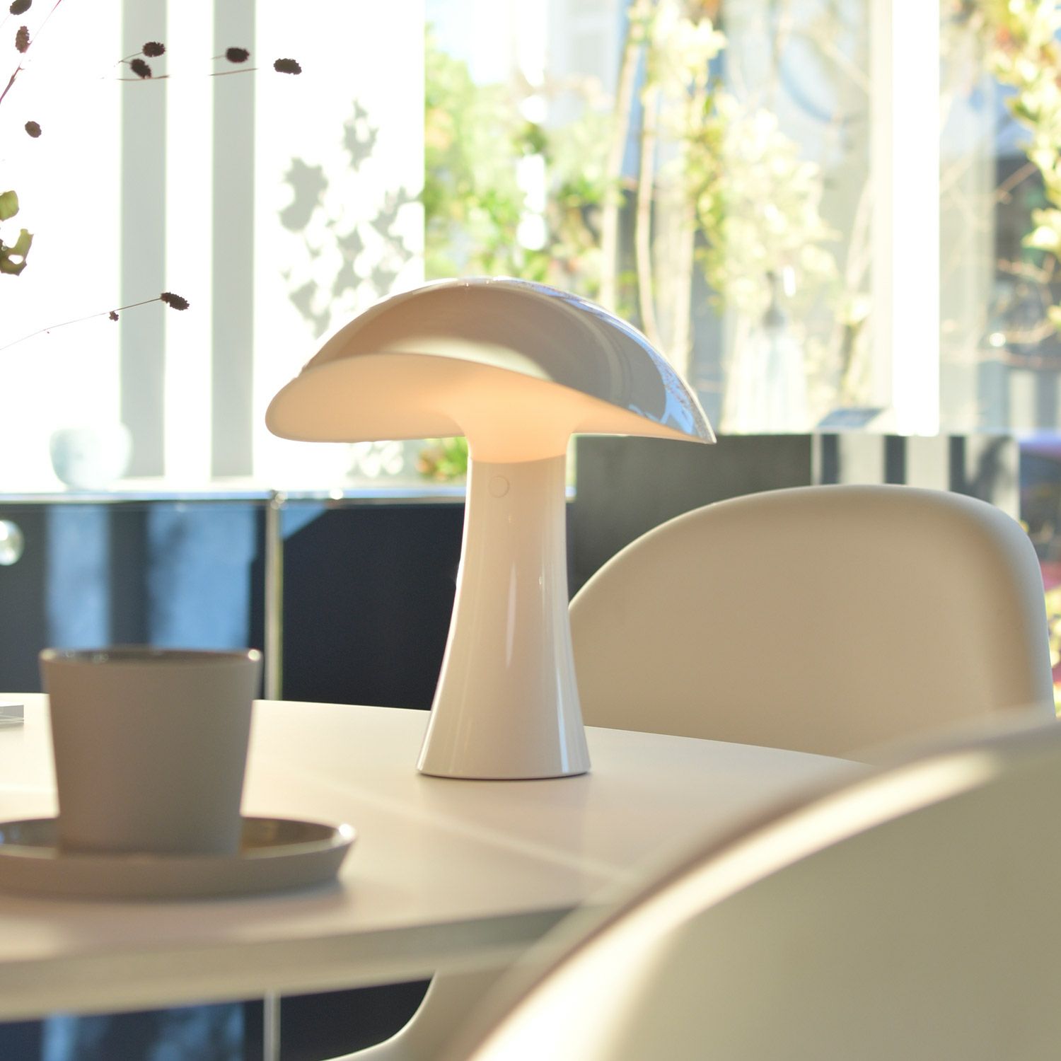Louis Poulsen ルイスポールセン Rumee 220 Portable Lamp ルーミー 220 ポータブル LED テーブルランプ スタンドライト カラー：3色 ガブリエル・タン