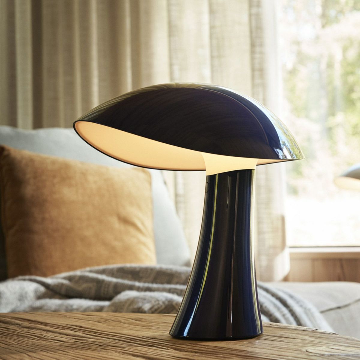 Louis Poulsen ルイスポールセン Rumee 220 Portable Lamp ルーミー 220 ポータブル LED テーブルランプ スタンドライト カラー：3色 ガブリエル・タン