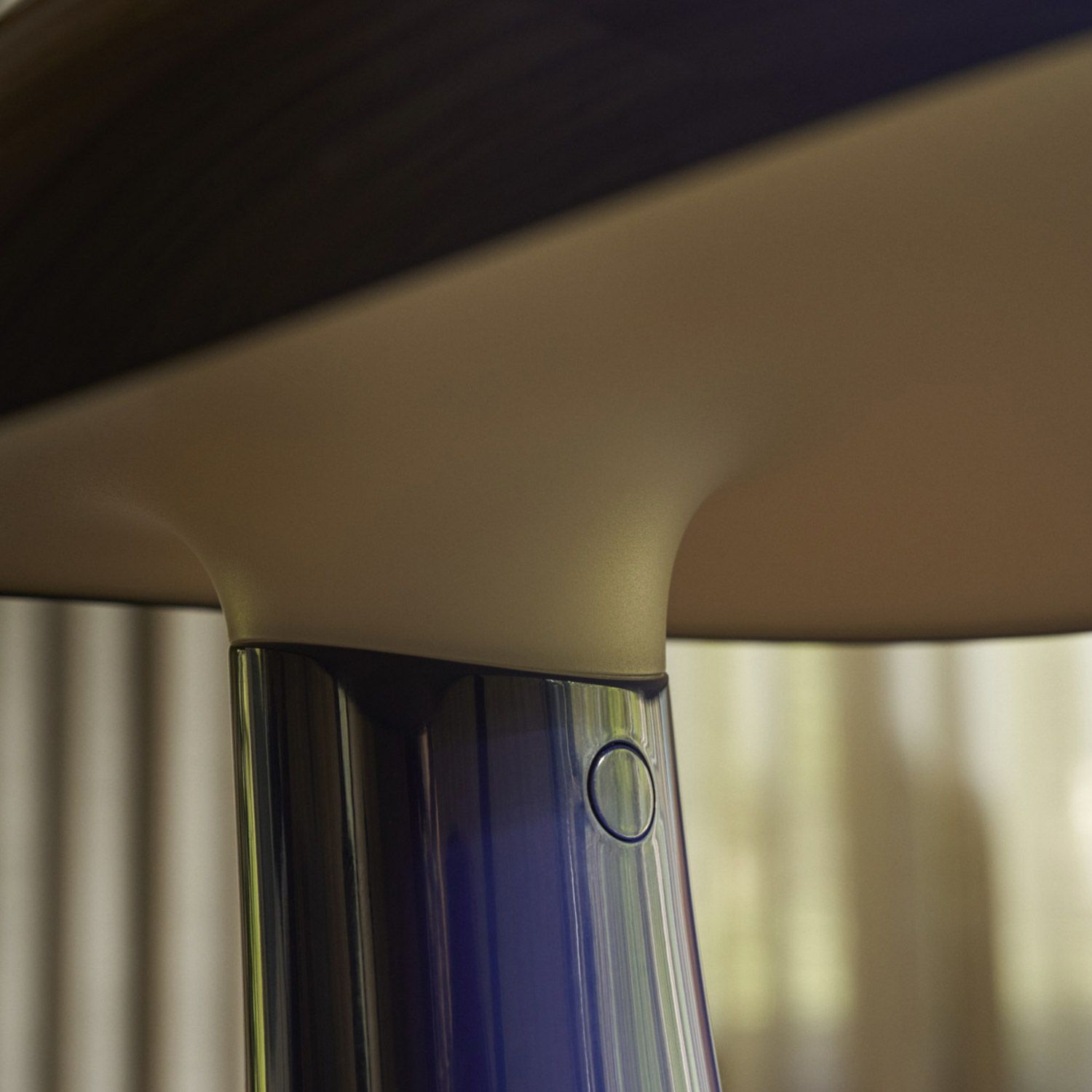 Louis Poulsen ルイスポールセン Rumee 220 Portable Lamp ルーミー 220 ポータブル LED テーブルランプ スタンドライト カラー：3色 ガブリエル・タン