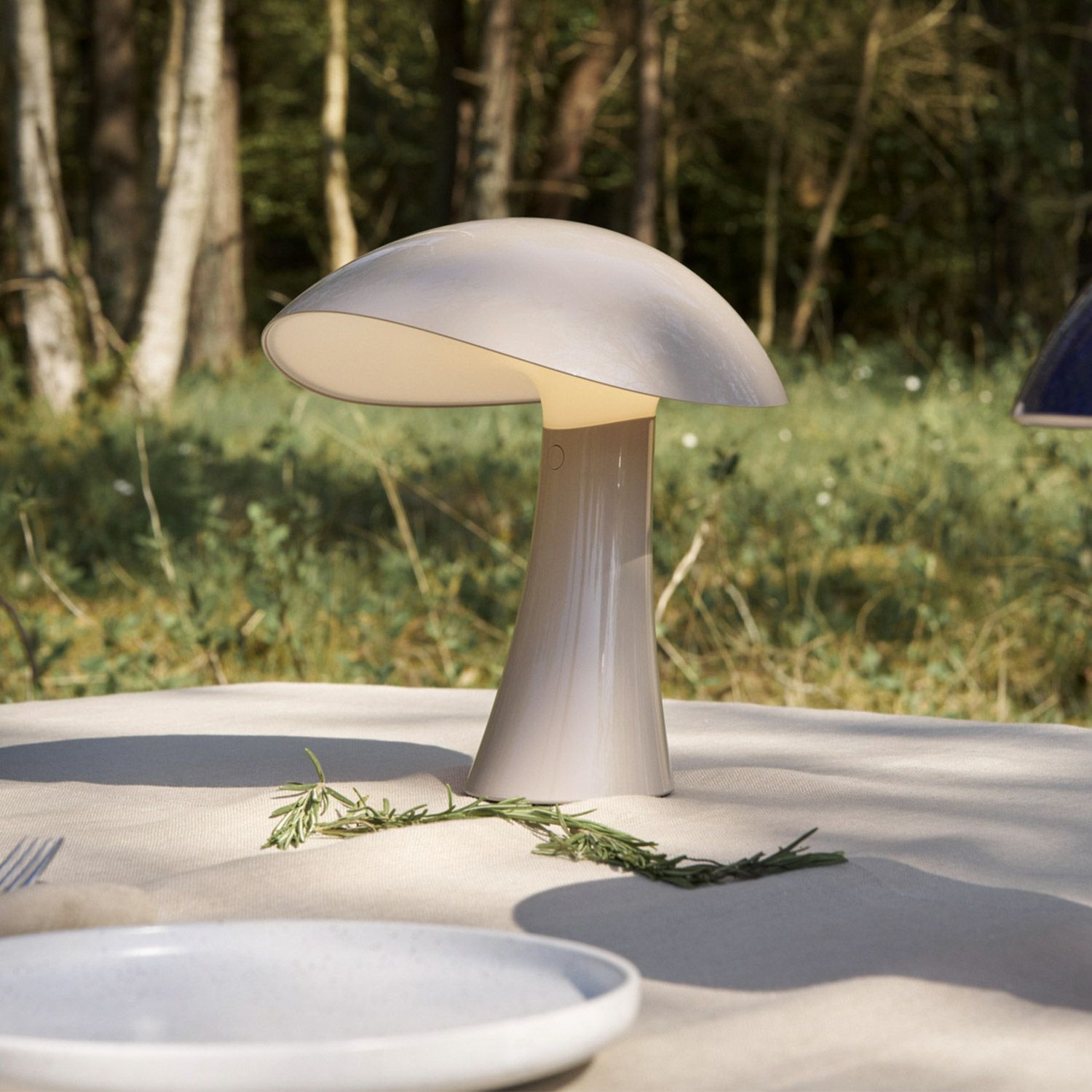 Louis Poulsen ルイスポールセン Rumee 220 Portable Lamp ルーミー 220 ポータブル LED テーブルランプ スタンドライト カラー：3色 ガブリエル・タン