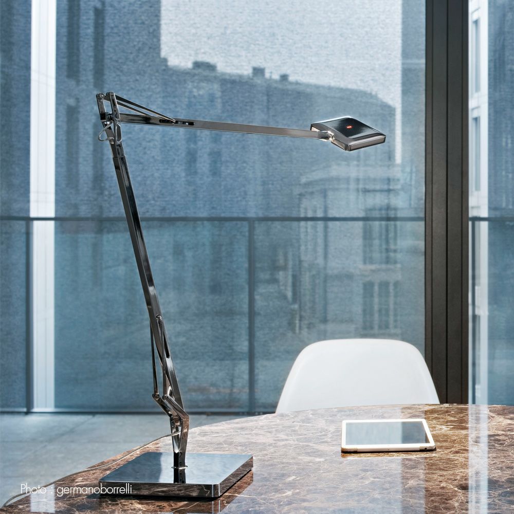 FLOS フロス Kelvin Edge ケルビン エッジ LED テーブルランプ 可動シェード カラー：4色 デザイン：アントニオ・チッテリオ