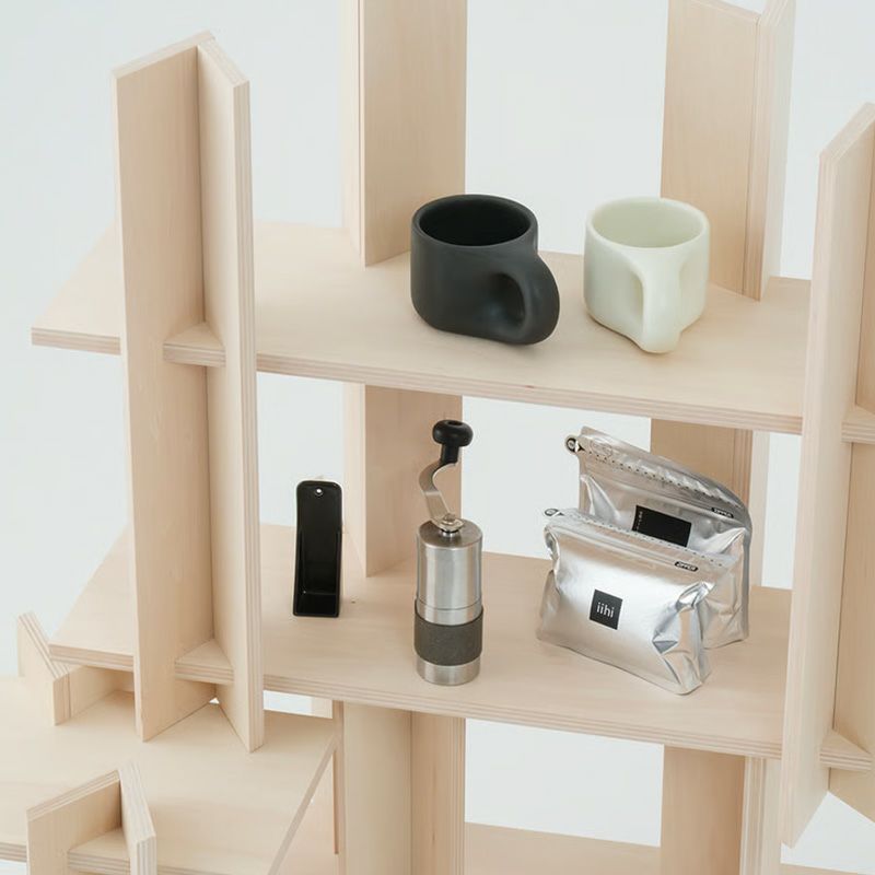 more trees モア・トゥリーズ KODACHI こだち コダチ シェルフ 棚 シナ合板 デザイン：隈 研吾